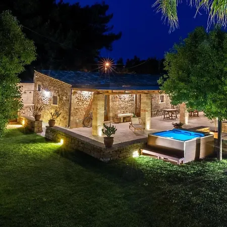 Vanda By Salentoltremare Specchia